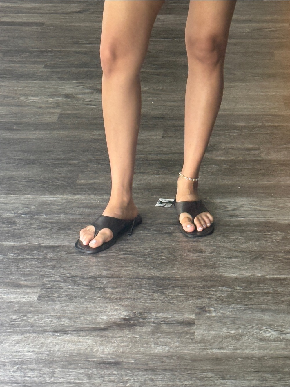 Zara brown leather flip flops - Picture 2 of 6